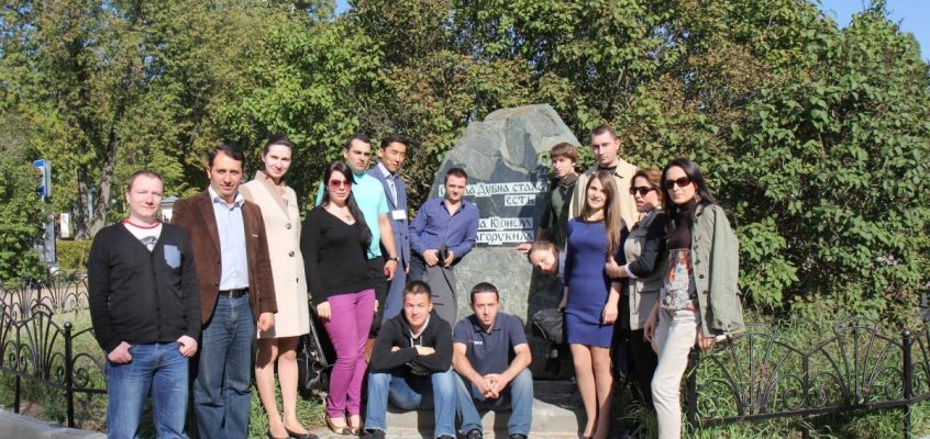 Продолжение пребывания в Дубне делегации СНГ