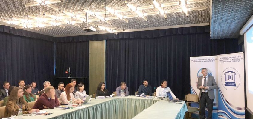 Молодежная научная школа начала свою работу в Дубне