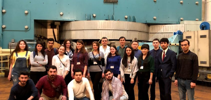 Молодые ученые СНГ, участники Стажировки-2019, обсуждали возможности реализации своих проектов